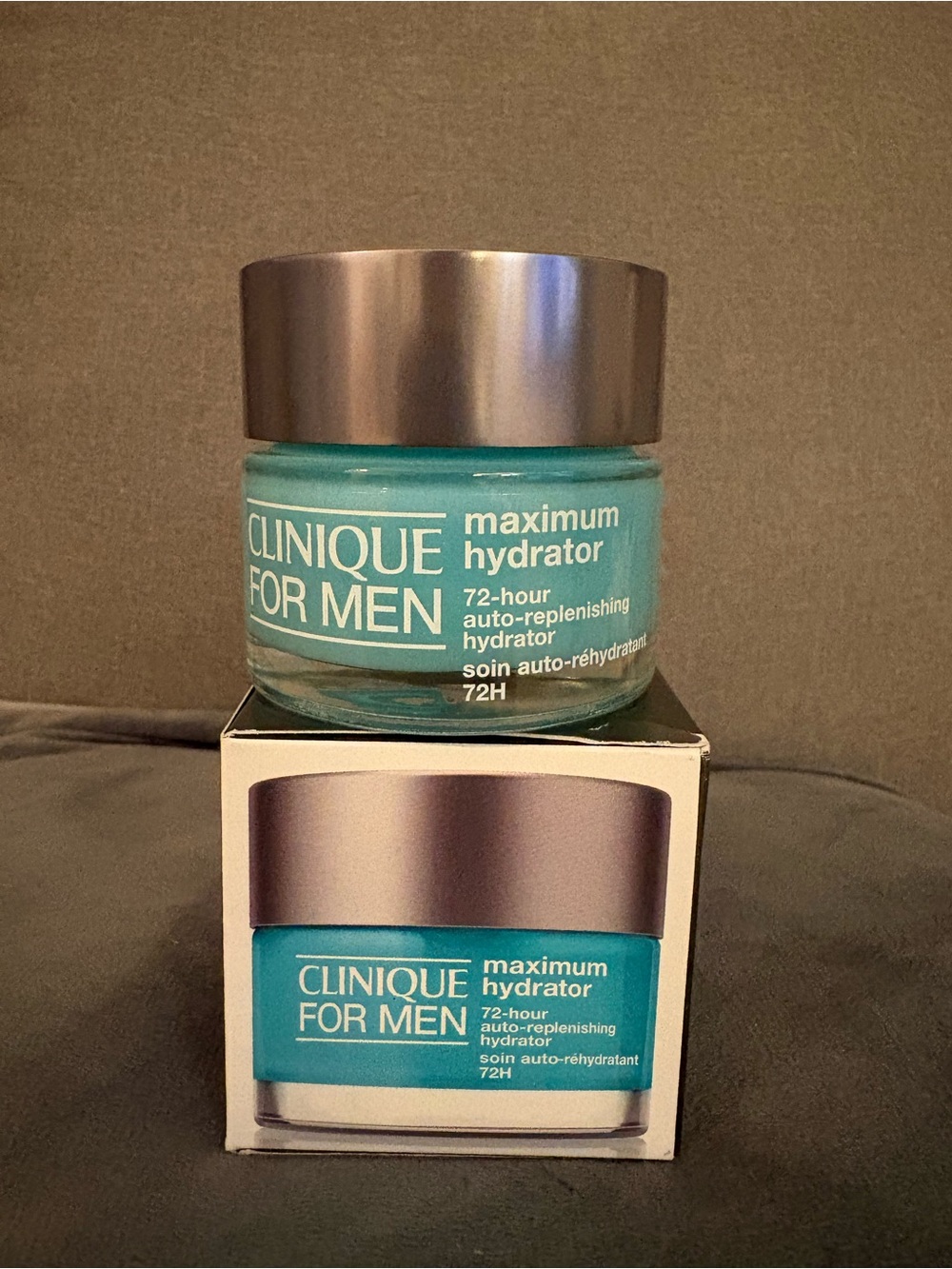 Clinique For Men Maximum Hydrator - Aqua Teal & Silver Jar